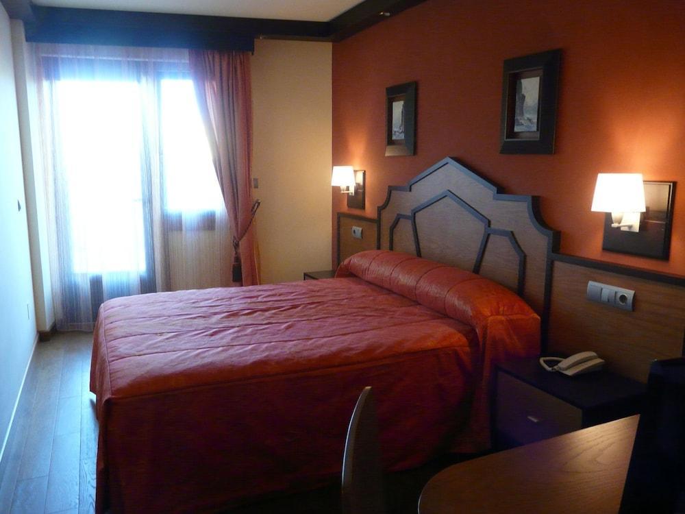 Hotel Tio Manolo De Нойя Экстерьер фото
